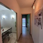 Riviera Venice 아파트